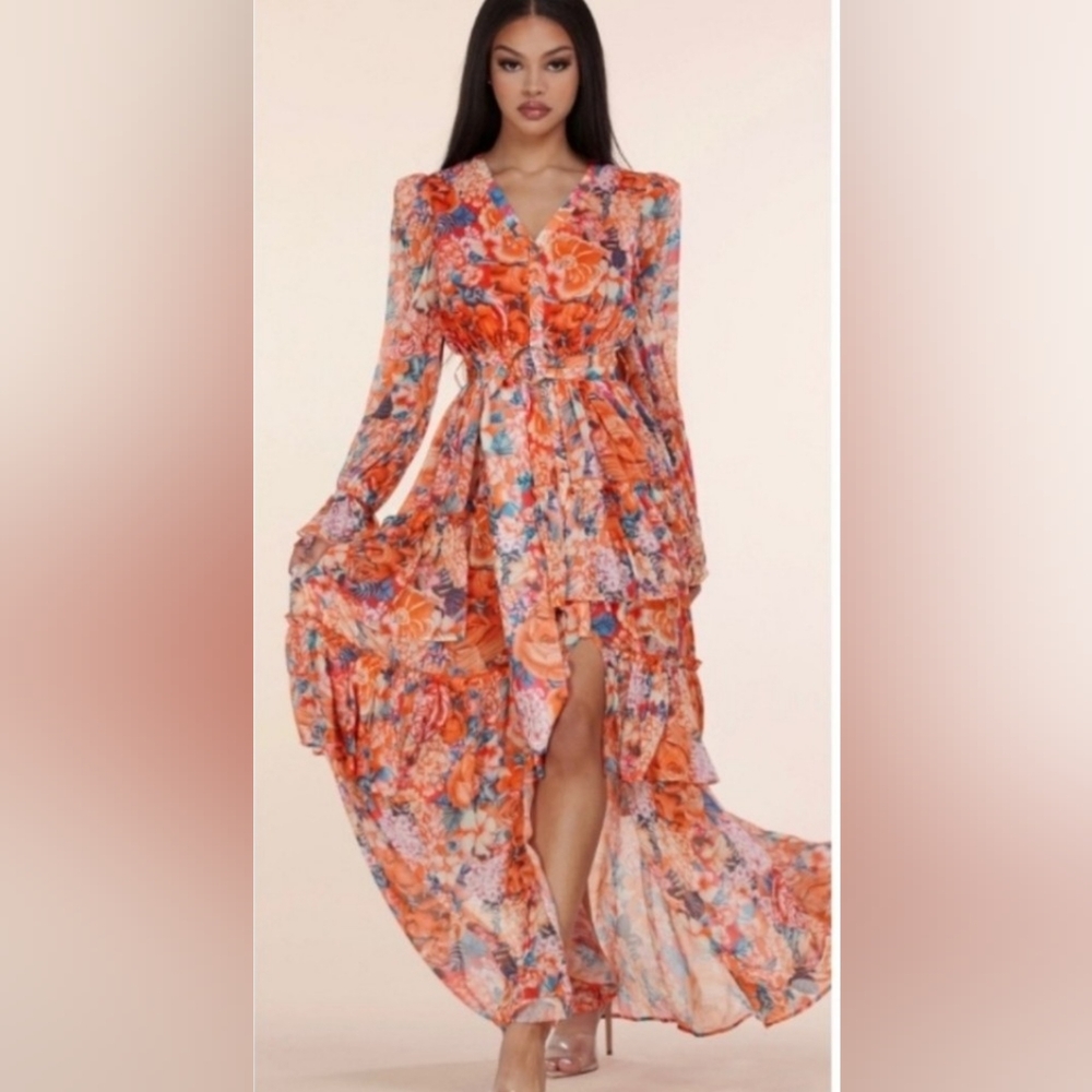 L'ATISTE Maxi Dress Long Sleeved 🔥 EUC
